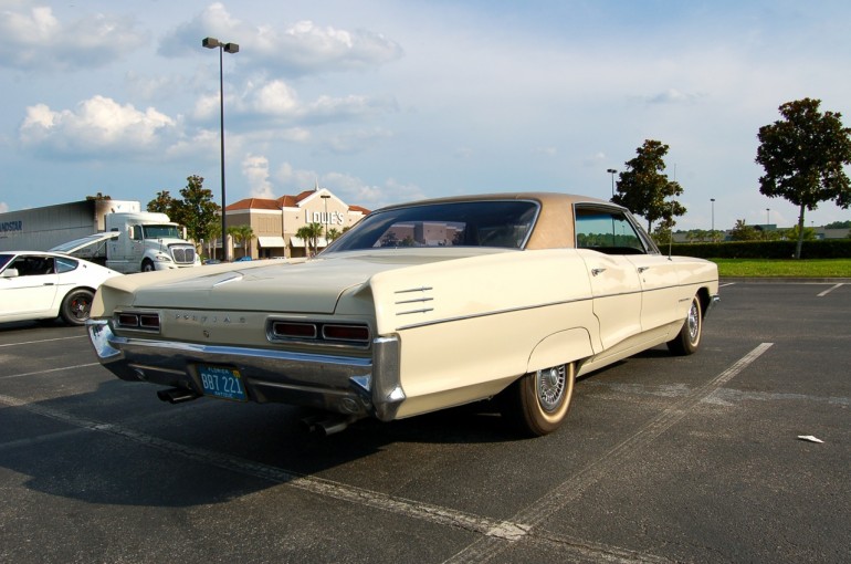 1966 Pontiac Star Chief Executive