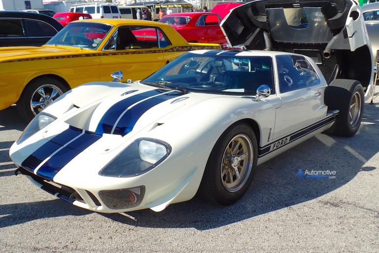 1966-Ford-GT40-MKII