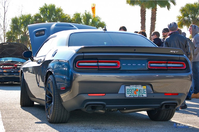 2015 Dodge Challenger SRT Hellcat-Back