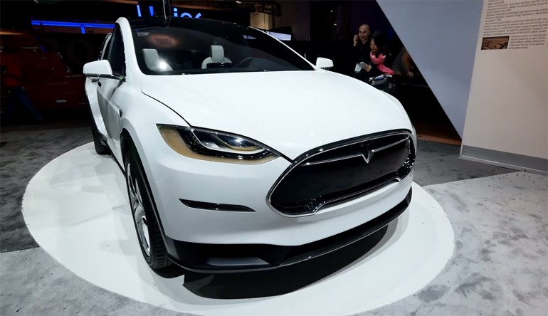 tesla-model-x-concept-ces-2015