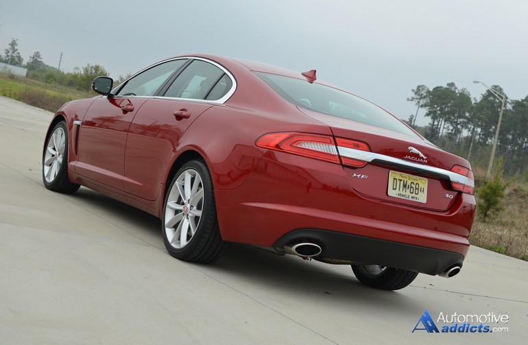 2015-jaguar-xf-rear-angle