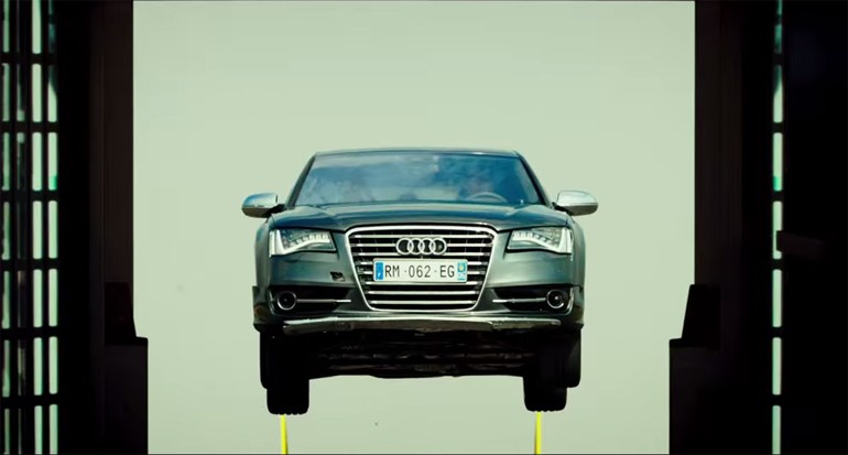 audi-s8-transporter-refueled-movie