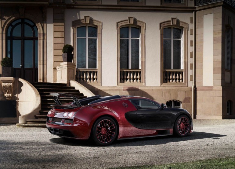 The Finale: A Spectacular Farewell To The Legendary Bugatti Veyron Grand Sport Vitesse