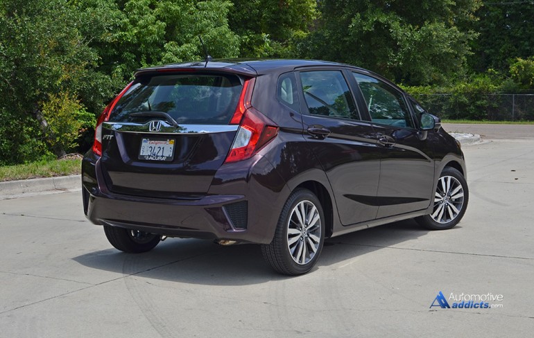 2015-honda-fit-rear