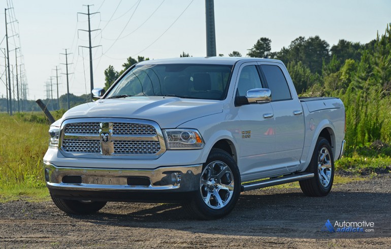 2015-ram-1500-laramie-4x2-v6-crew-cab-1