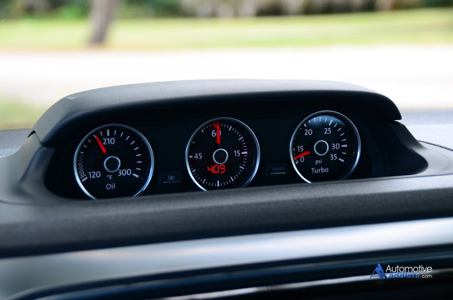 2015volkswagenbeetlerlineconvertiblegaugepod Automotive Addicts