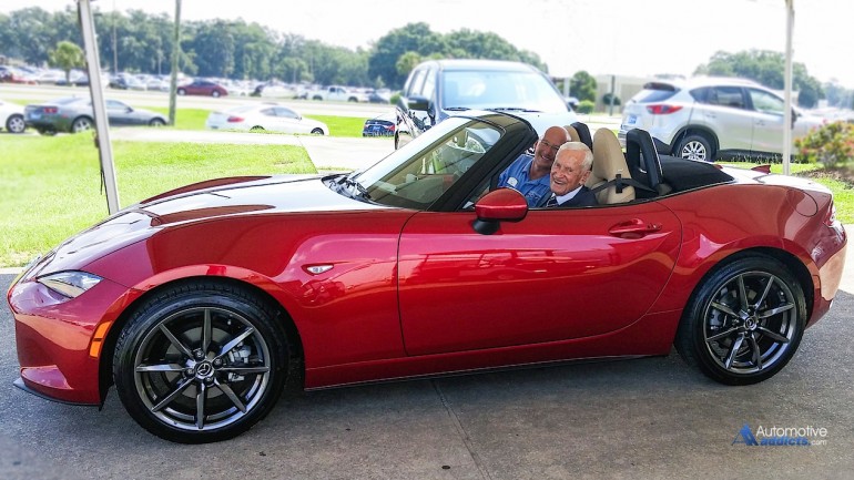 Mazda’s all-new Roadster Lands in the Driveway of 96-year-old Navy Veteran Pilot