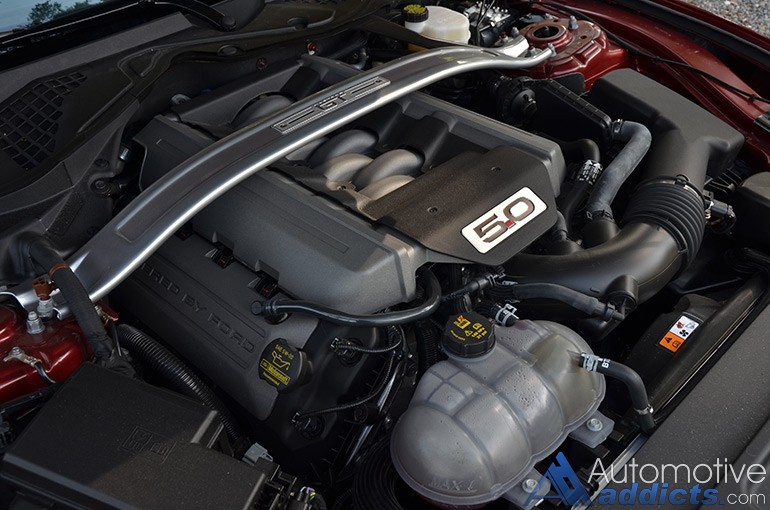 2015-ford-mustang-gt-convertible-engine