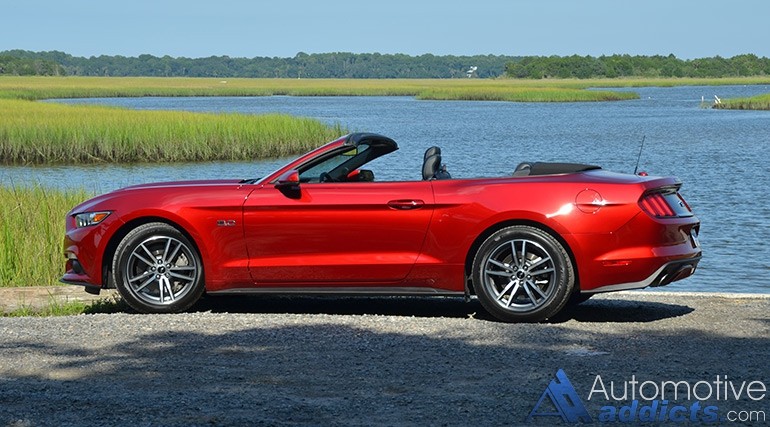 2015-ford-mustang-gt-convertible-side-2