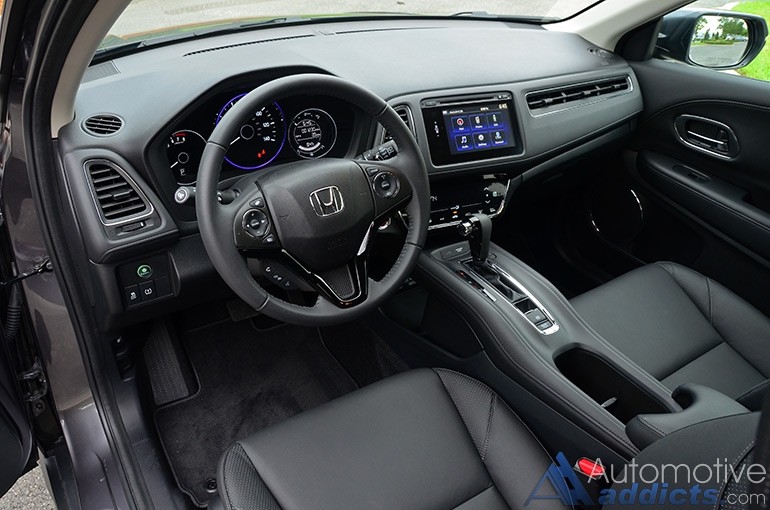 2016-honda-hr-v-dashboard (2)