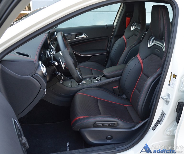2015-mercedes-benz-gla45-amg-front-seats
