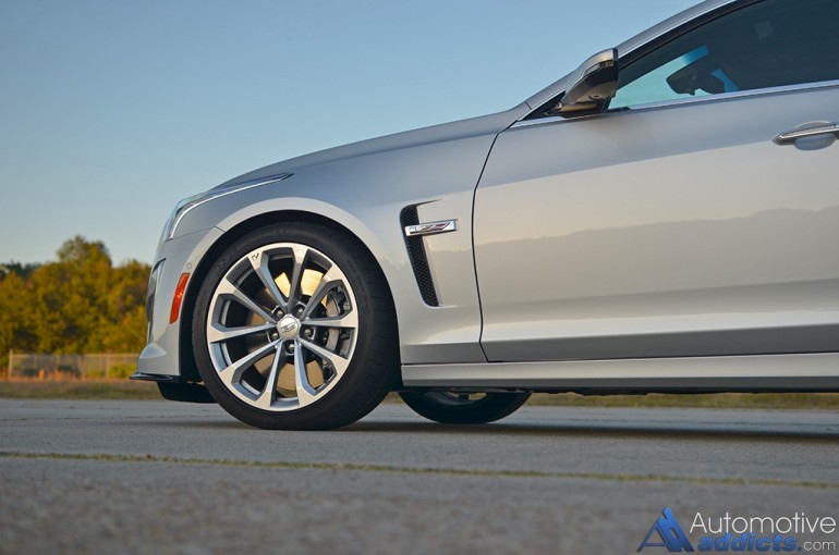 2016-cadillac-ctsv-wheel-tire