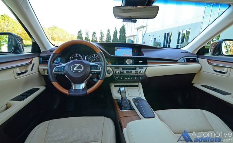 2016-lexus-es350-dashboard