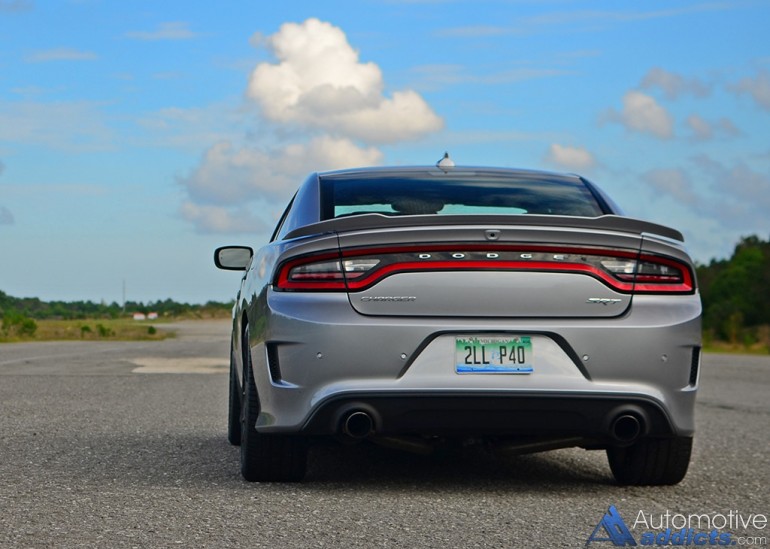 2016-dodge-charger-hellcat-rear-1