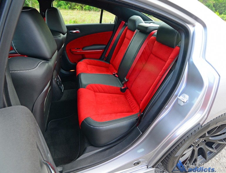 2016-dodge-charger-hellcat-rear-seats
