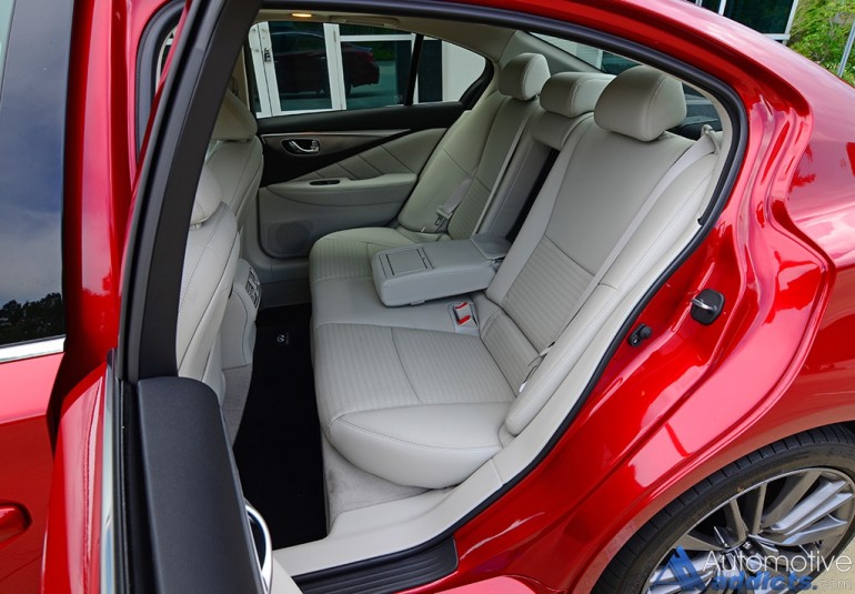 2016-infiniti-q50s-red-sport-400-rear-seats