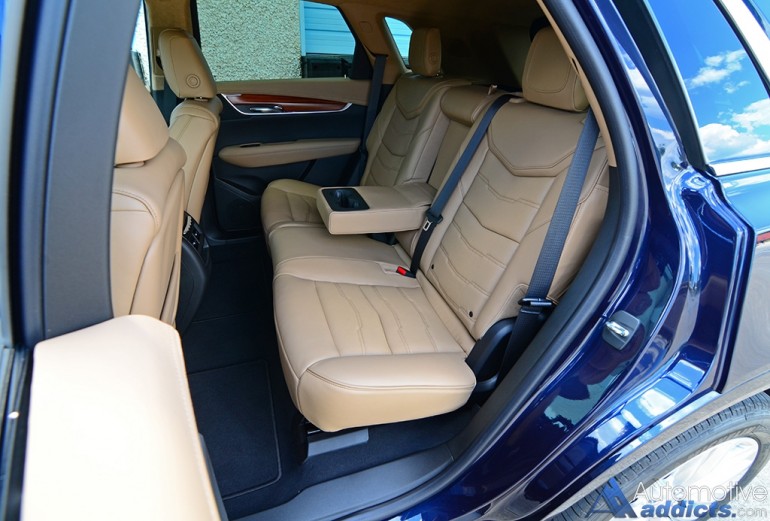 2017-cadillac-xt5-platinum-awd-rear-seats