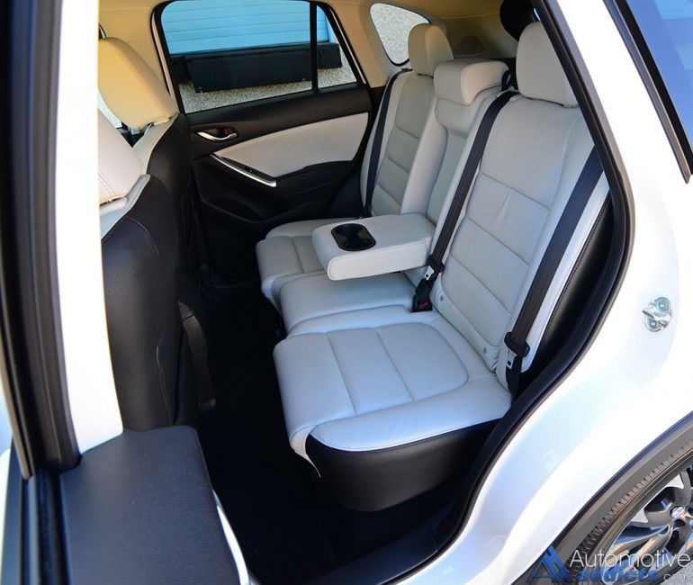 2016-mazda-cx-5-grand-touring-rear-seats