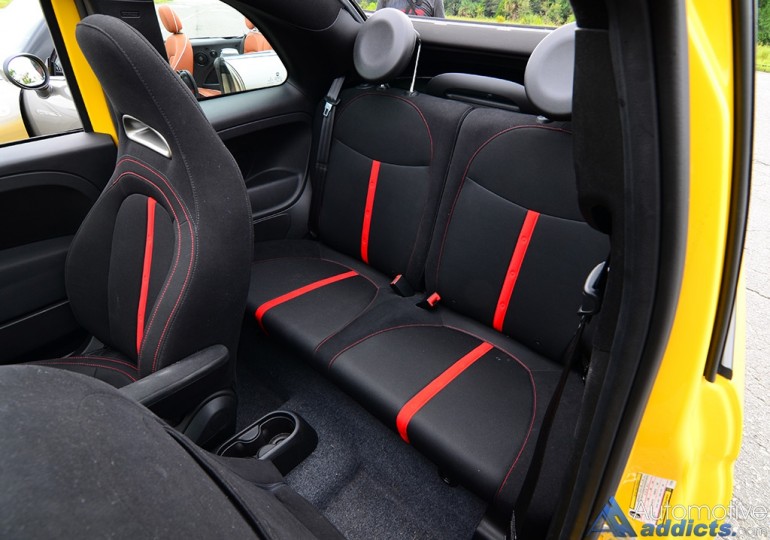 2016-fiat-500c-abarth-cabrio-rear-seats