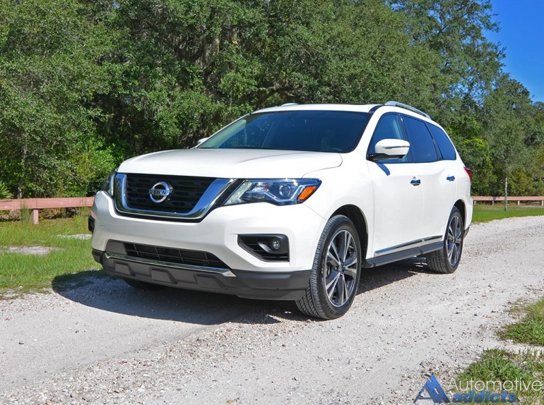 2017-nissan-pathfinder-platinum-4wd-front-up