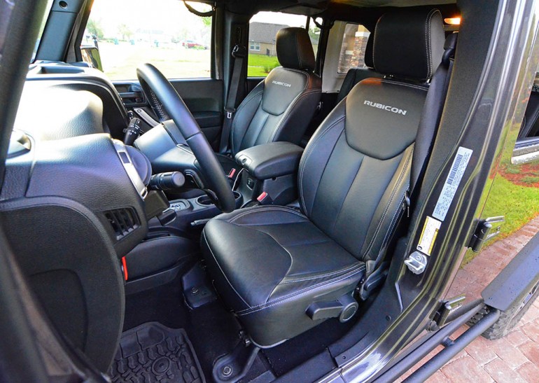 jeep-wrangler-unlimited-rubicon-hard-rock-edition-front-seats