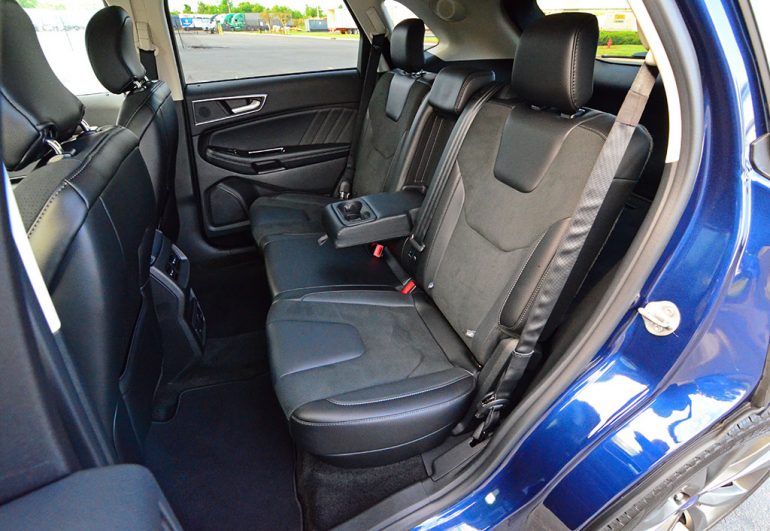 2017-ford-edge-sport-rear-seats