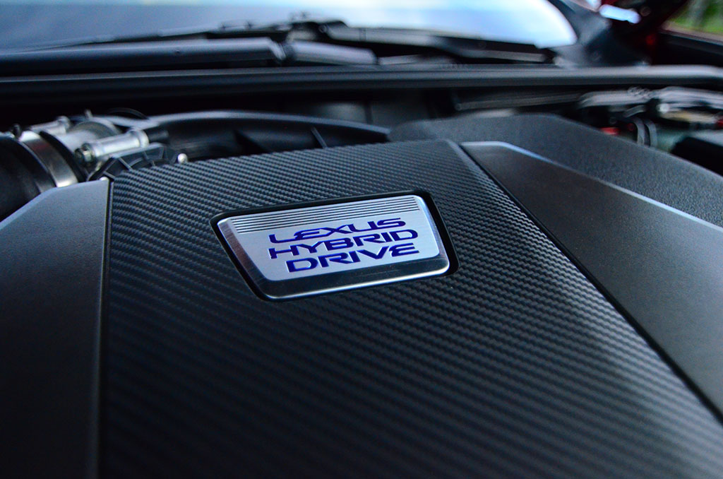 2018 Lexus Lc500h Engine Cover Automotive Addicts