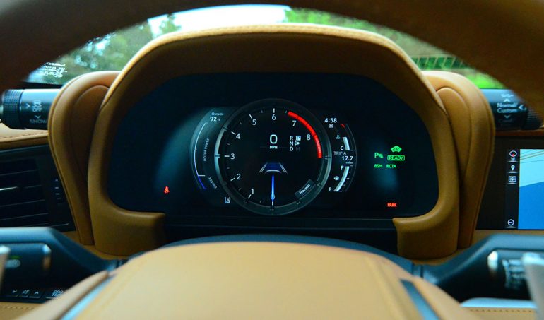 2018-lexus-lc500h-gauge-cluster