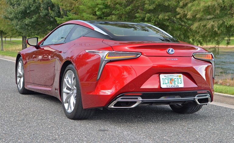 2018-lexus-lc500h-rear-3