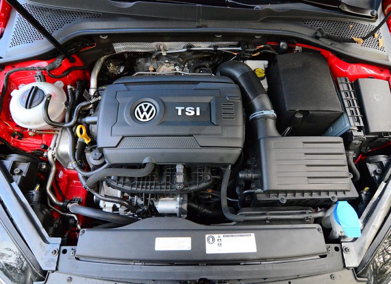 2017-volkswagen-golf-alltrack-engine