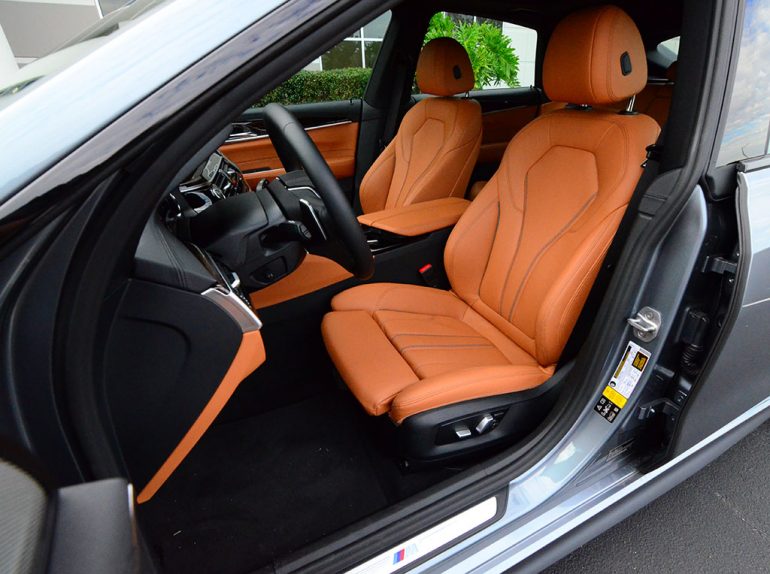2018-bmw-640i-gt-front-seats