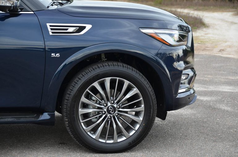 2018-infiniti-qx80-wheel-tire