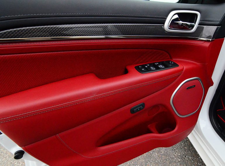 2018-jeep-grand-cherokee-trackhawk-door-trim