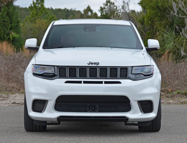 2018-jeep-grand-cherokee-trackhawk-front