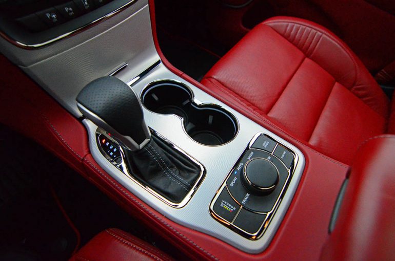 2018-jeep-grand-cherokee-trackhawk-shifter-drive-modes