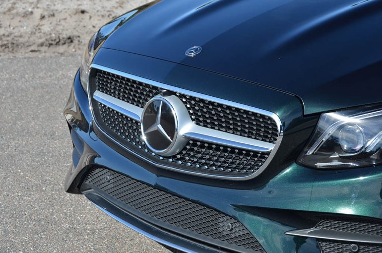 2018-mercedes-benz-e400-4matic-coupe-front-grille
