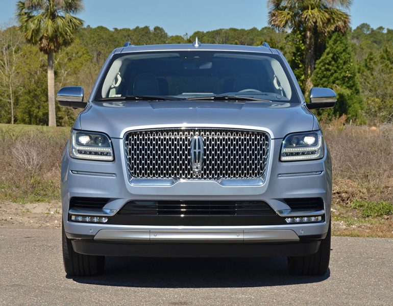 2018-lincoln-navigator-black-label-front