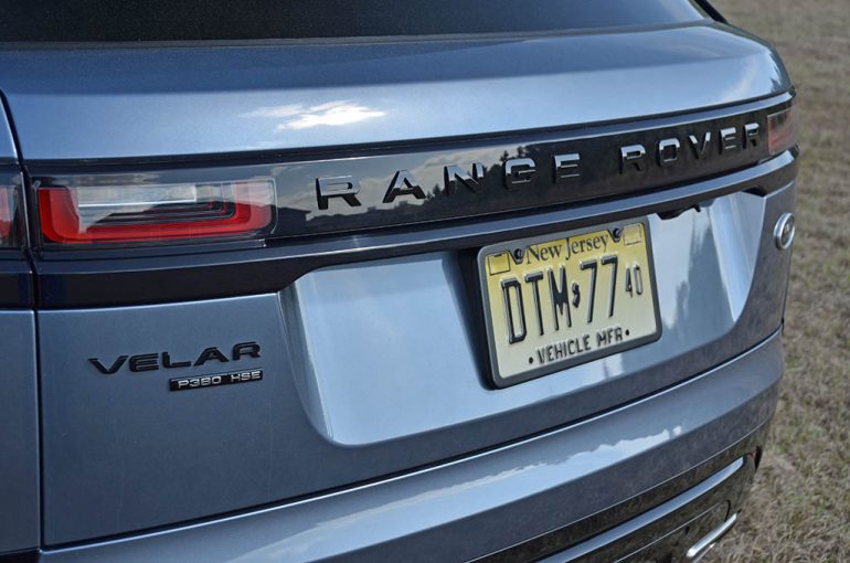 land-rover-range-rover-velar-hse-rear-badges