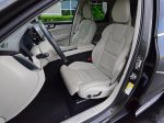 2018-volvo-xc60-t6-inscription-front-seats
