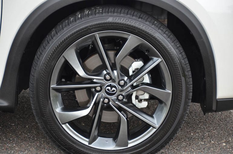 2019 infiniti qx50 wheels