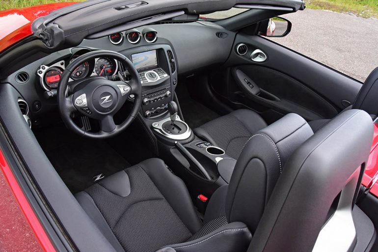 2019 nissan 370z roadster interior dashboard
