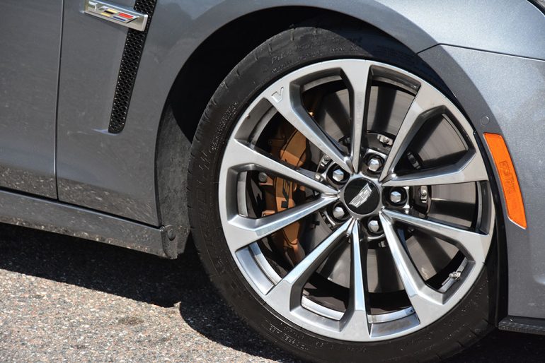 2019 cadillac cts-v wheel tire brakes