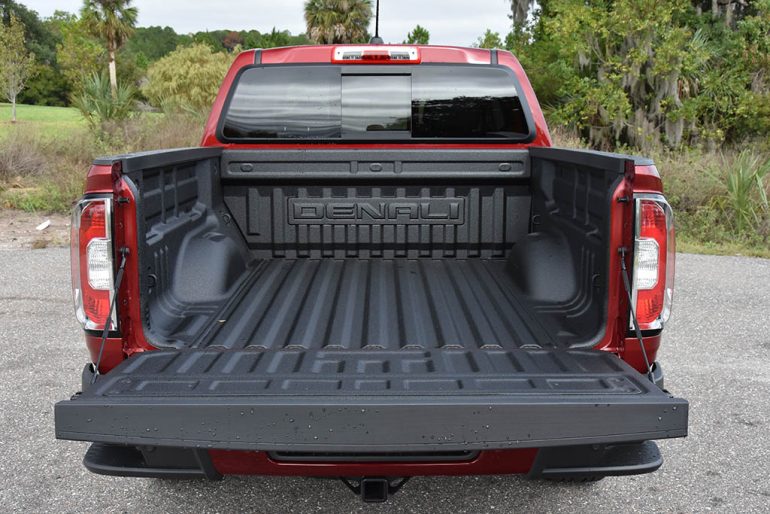 2019 GMC Canyon Denali 4WD bed