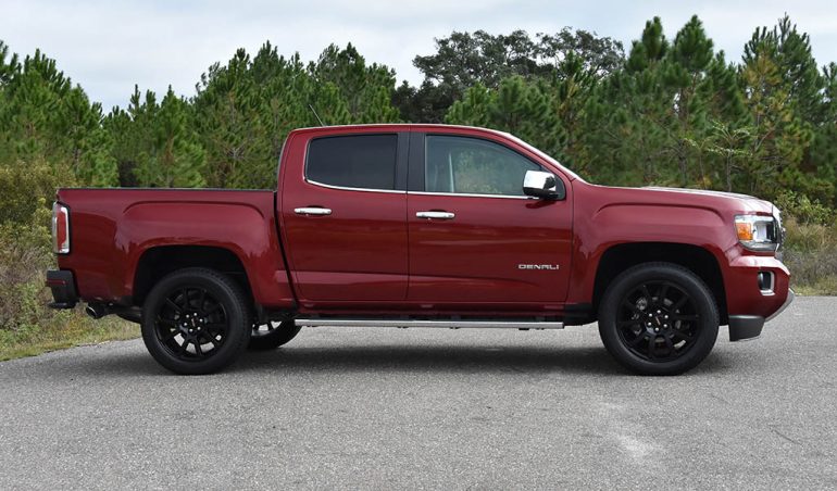 2019 GMC Canyon Denali 4WD side