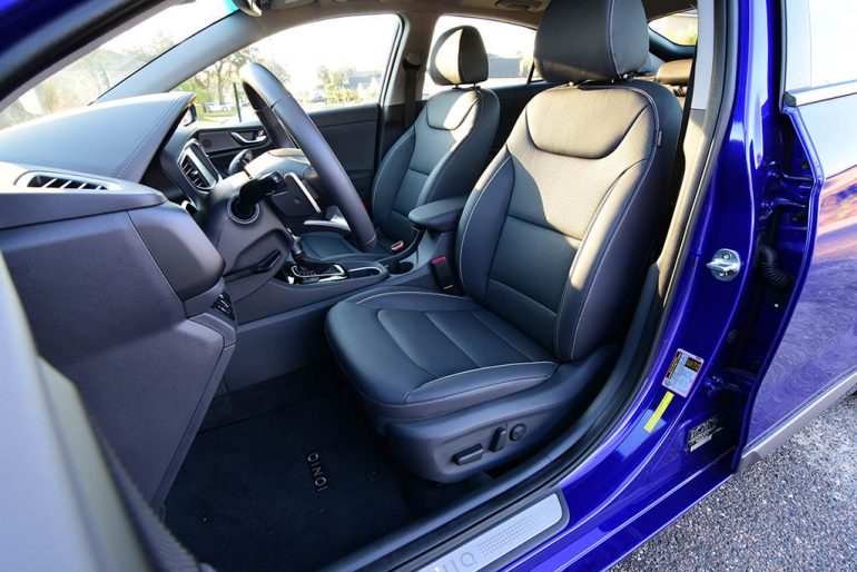 2019 hyundai ioniq hybrid limited front seats