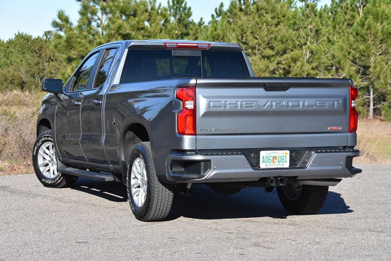 2019 chevrolet silverado rst rear