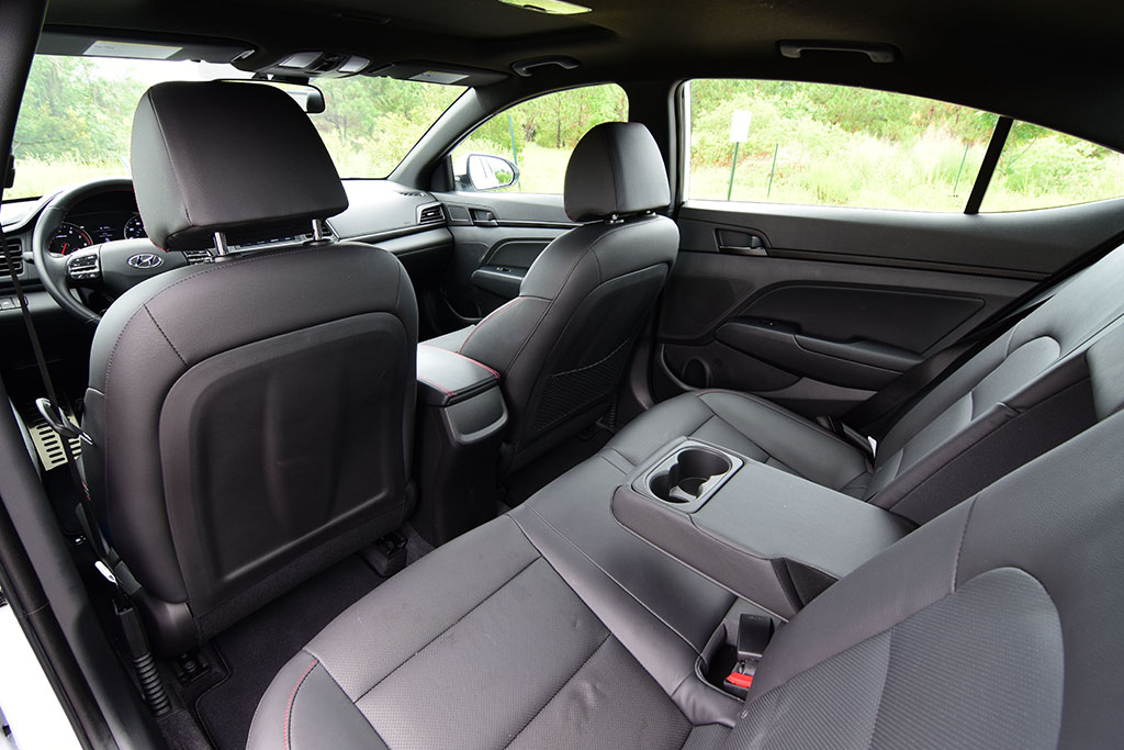 2019 Hyundai Elantra Sport Manual Transmission Interior Back