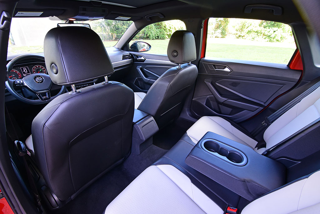2019 Volkswagen Jetta 14t Rline Interior Rear