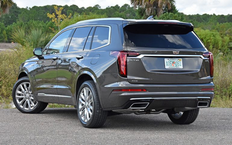 cadillac xt6 rear