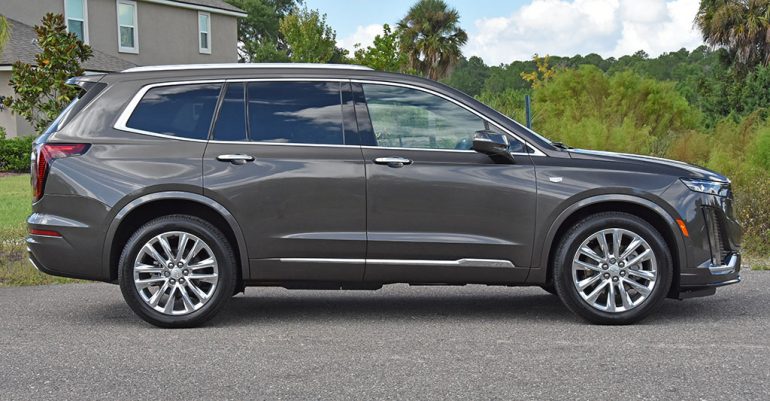 cadillac xt6 side